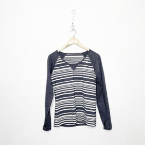 LORNA JANE Raglan Striped Long Sleeve gray activewear crew neck womens medium m